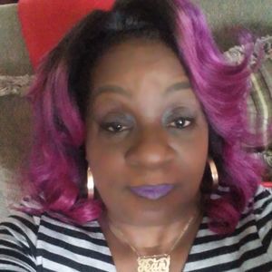 Meet your Posher, Beverly